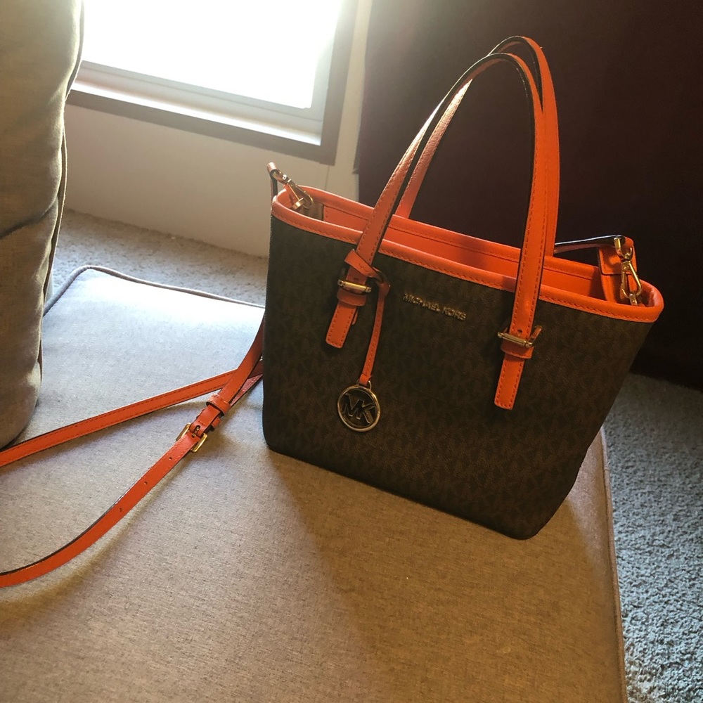 Michael kors purse